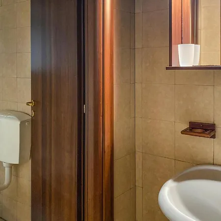 度假居 Cozy In With Outdoor Swimming Pool